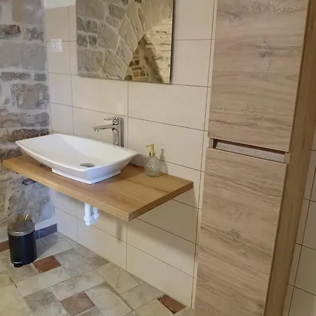 A Casa Dai Nonni * Castelmezzano